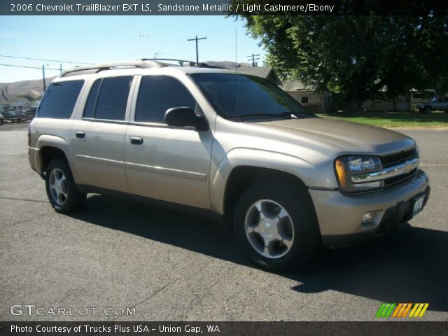 2006 Chevrolet TrailBlazer EXT LS in Sandstone Metallic