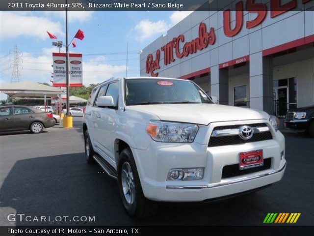 2011 Toyota 4Runner SR5 in Blizzard White Pearl