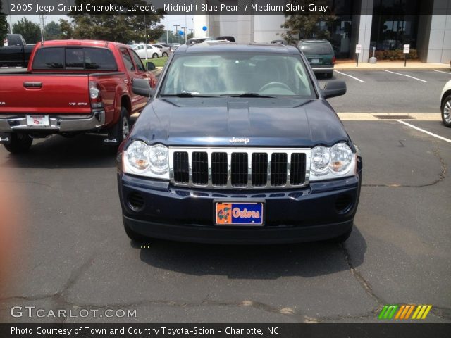 2005 Jeep Grand Cherokee Laredo in Midnight Blue Pearl