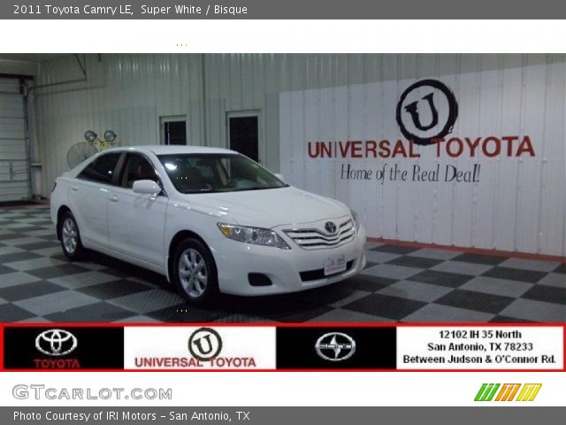 2011 Toyota Camry LE in Super White