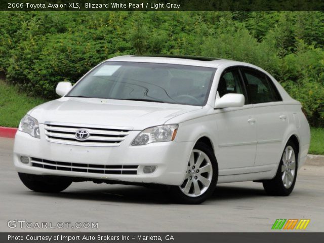 2006 Toyota Avalon XLS in Blizzard White Pearl