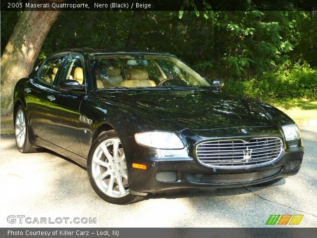 2005 Maserati Quattroporte  in Nero (Black)