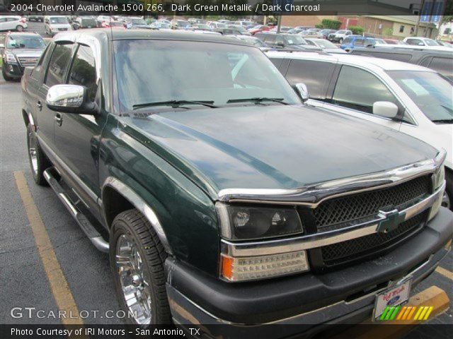 2004 Chevrolet Avalanche 1500 Z66 in Dark Green Metallic