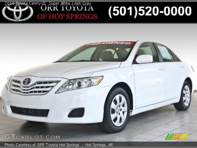 2010 Toyota Camry LE in Super White