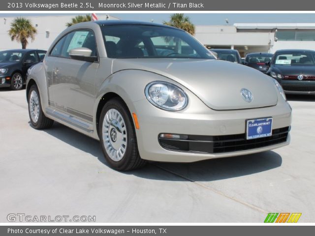 2013 Volkswagen Beetle 2.5L in Moonrock Silver Metallic