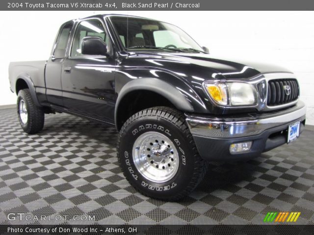 2004 Toyota Tacoma V6 Xtracab 4x4 in Black Sand Pearl
