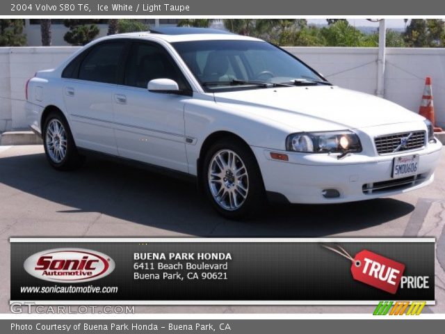 2004 Volvo S80 T6 in Ice White