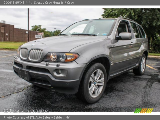 2006 BMW X5 4.4i in Stratus Grey Metallic