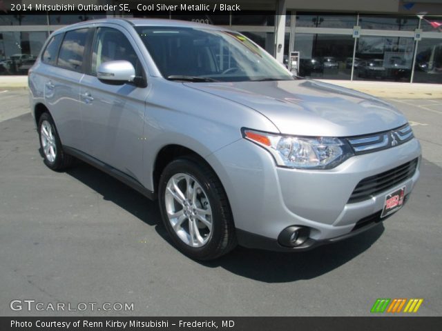 2014 Mitsubishi Outlander SE in Cool Silver Metallic