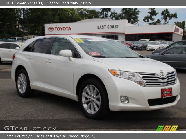 2011 Toyota Venza I4 in Blizzard Pearl White
