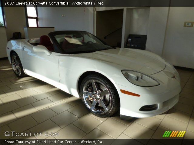 2007 Chevrolet Corvette Convertible in Arctic White