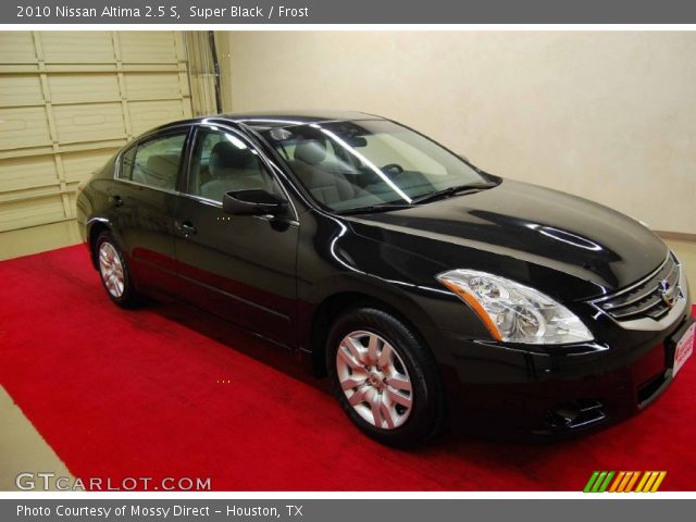 2010 Nissan Altima 2.5 S in Super Black