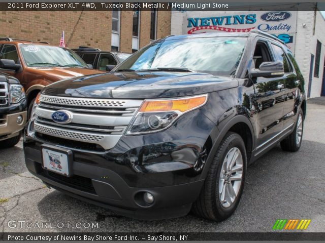 2011 Ford Explorer XLT 4WD in Tuxedo Black Metallic