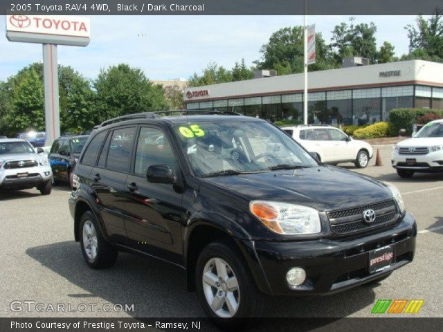 2005 Toyota RAV4 4WD in Black