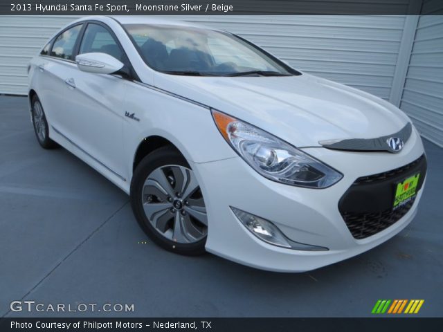 2013 Hyundai Santa Fe Sport in Moonstone Silver