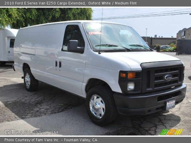 2010 Ford E Series Van E250 Cargo Extended in Oxford White