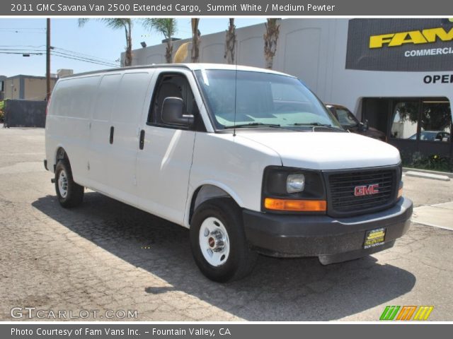 2011 GMC Savana Van 2500 Extended Cargo in Summit White