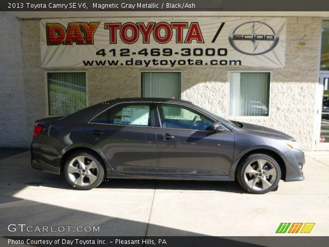 2013 Toyota Camry SE V6 in Magnetic Gray Metallic