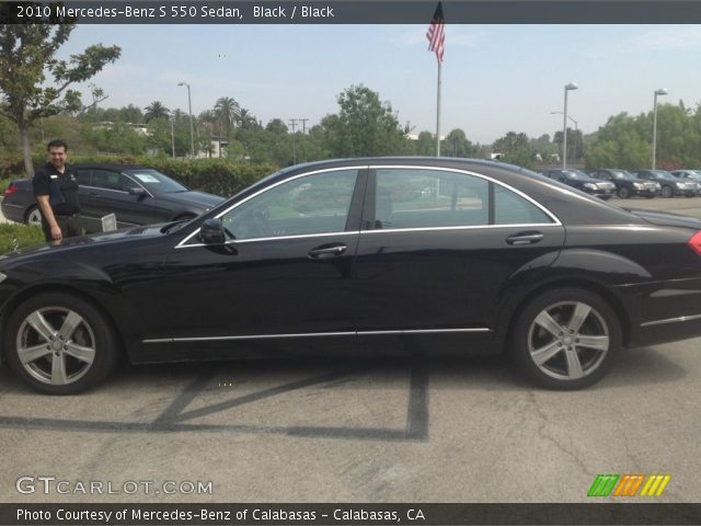 2010 Mercedes-Benz S 550 Sedan in Black
