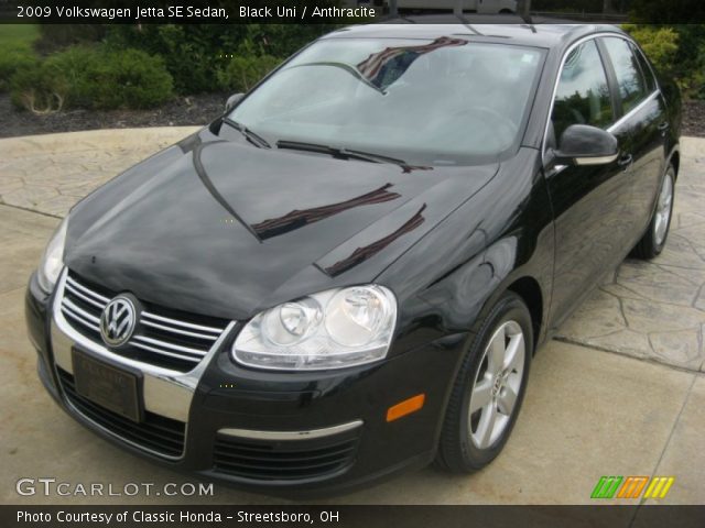 2009 Volkswagen Jetta SE Sedan in Black Uni