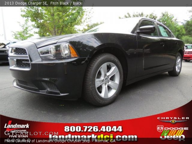 2013 Dodge Charger SE in Pitch Black