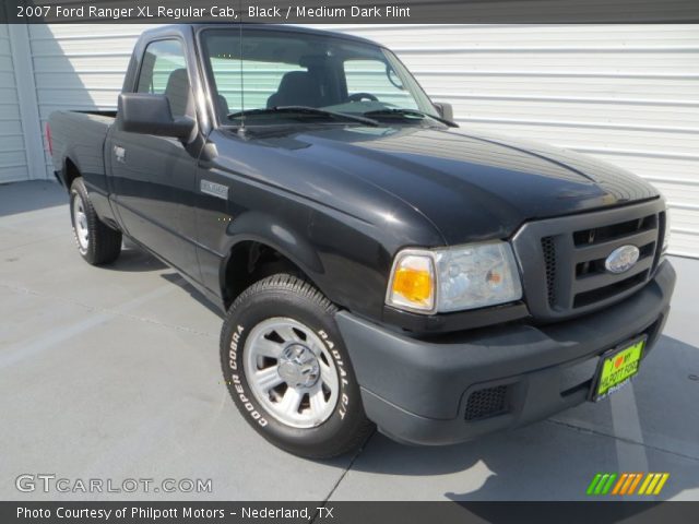 2007 Ford Ranger XL Regular Cab in Black