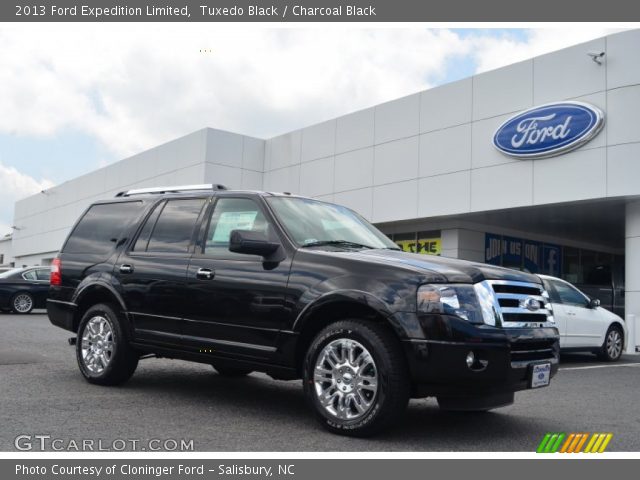 2013 Ford Expedition Limited in Tuxedo Black