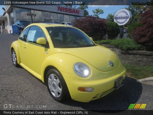 1999 Volkswagen New Beetle GLS Coupe in Yellow