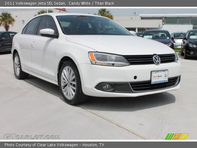 2011 Volkswagen Jetta SEL Sedan in Candy White