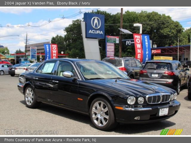 2004 Jaguar XJ Vanden Plas in Ebony Black