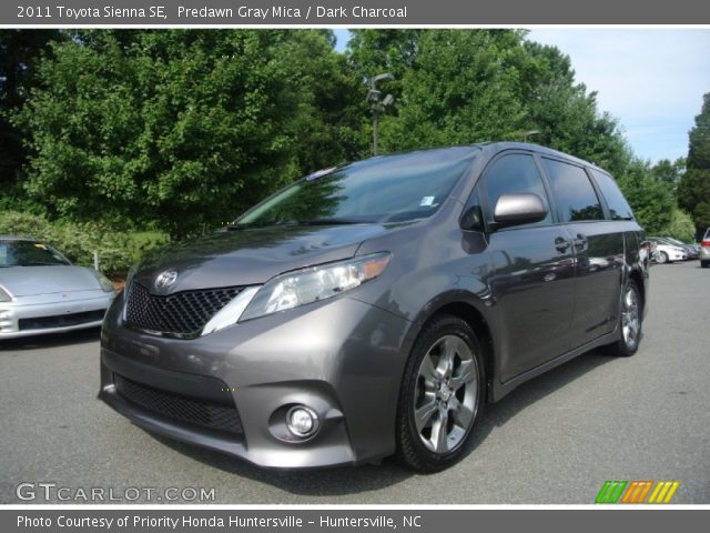 2011 Toyota Sienna SE in Predawn Gray Mica