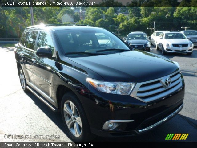 2011 Toyota Highlander Limited 4WD in Black