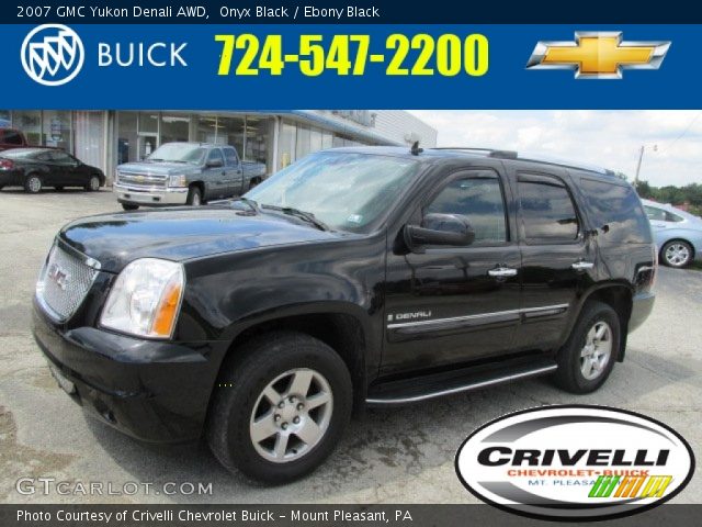 2007 GMC Yukon Denali AWD in Onyx Black