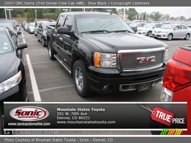 2007 GMC Sierra 1500 Denali Crew Cab AWD in Onyx Black
