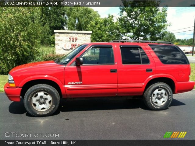 2002 Chevrolet Blazer LS 4x4 in Victory Red