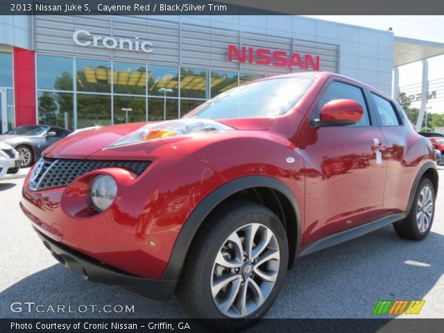 2013 Nissan Juke S in Cayenne Red