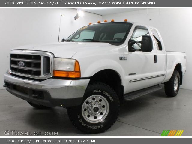 2000 Ford F250 Super Duty XLT Extended Cab 4x4 in Oxford White