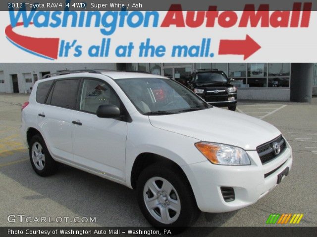 2012 Toyota RAV4 I4 4WD in Super White