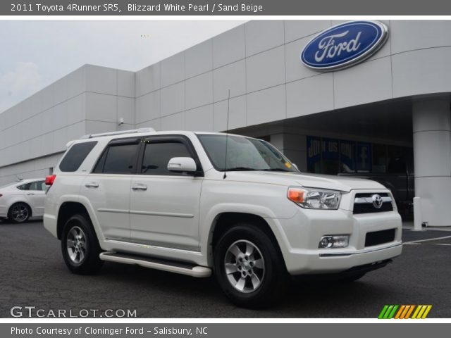 2011 Toyota 4Runner SR5 in Blizzard White Pearl