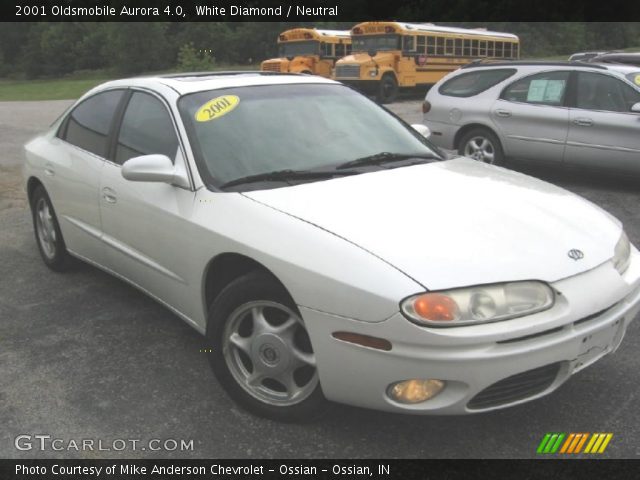 2001 Oldsmobile Aurora 4.0 in White Diamond