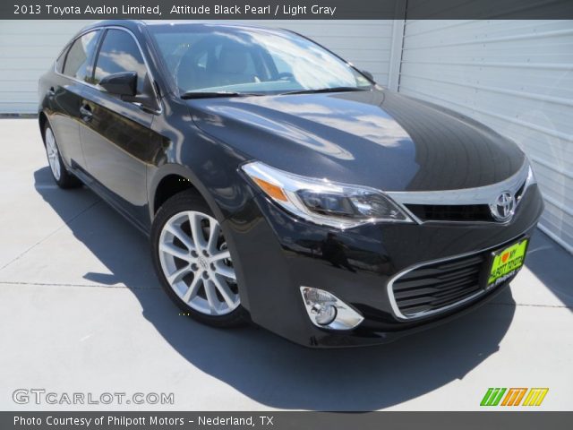 2013 Toyota Avalon Limited in Attitude Black Pearl