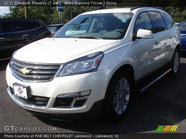 2013 Chevrolet Traverse LT AWD in White Diamond Tricoat