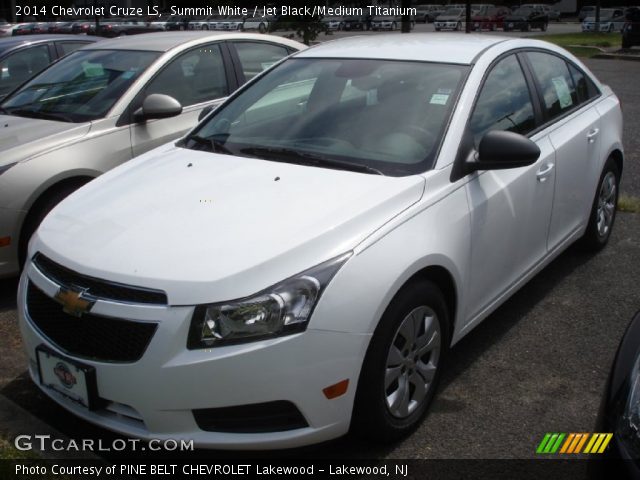 2014 Chevrolet Cruze LS in Summit White