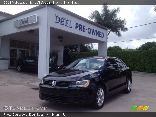 2011 Volkswagen Jetta SE Sedan in Black
