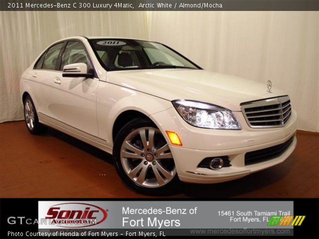 2011 Mercedes-Benz C 300 Luxury 4Matic in Arctic White