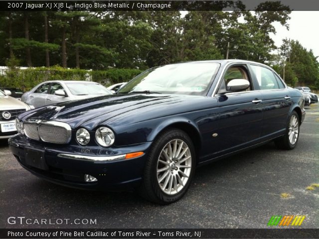 2007 Jaguar XJ XJ8 L in Indigo Blue Metallic