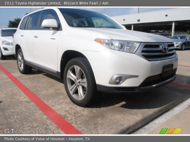 2011 Toyota Highlander Limited in Blizzard White Pearl