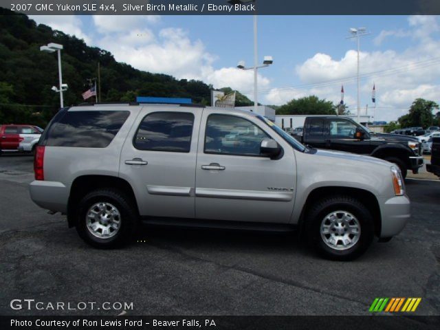 2007 GMC Yukon SLE 4x4 in Silver Birch Metallic