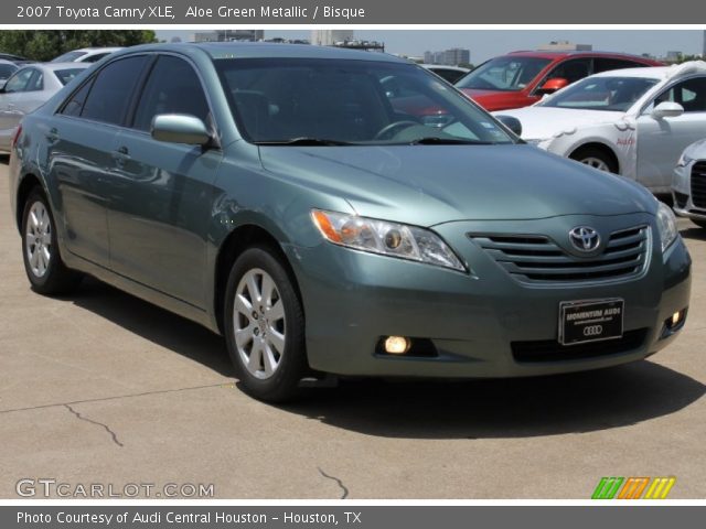 2007 Toyota Camry XLE in Aloe Green Metallic