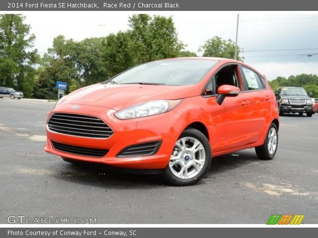 2014 Ford Fiesta SE Hatchback in Race Red